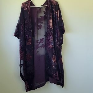 Torrid dark purple velvet feel kimono size 2